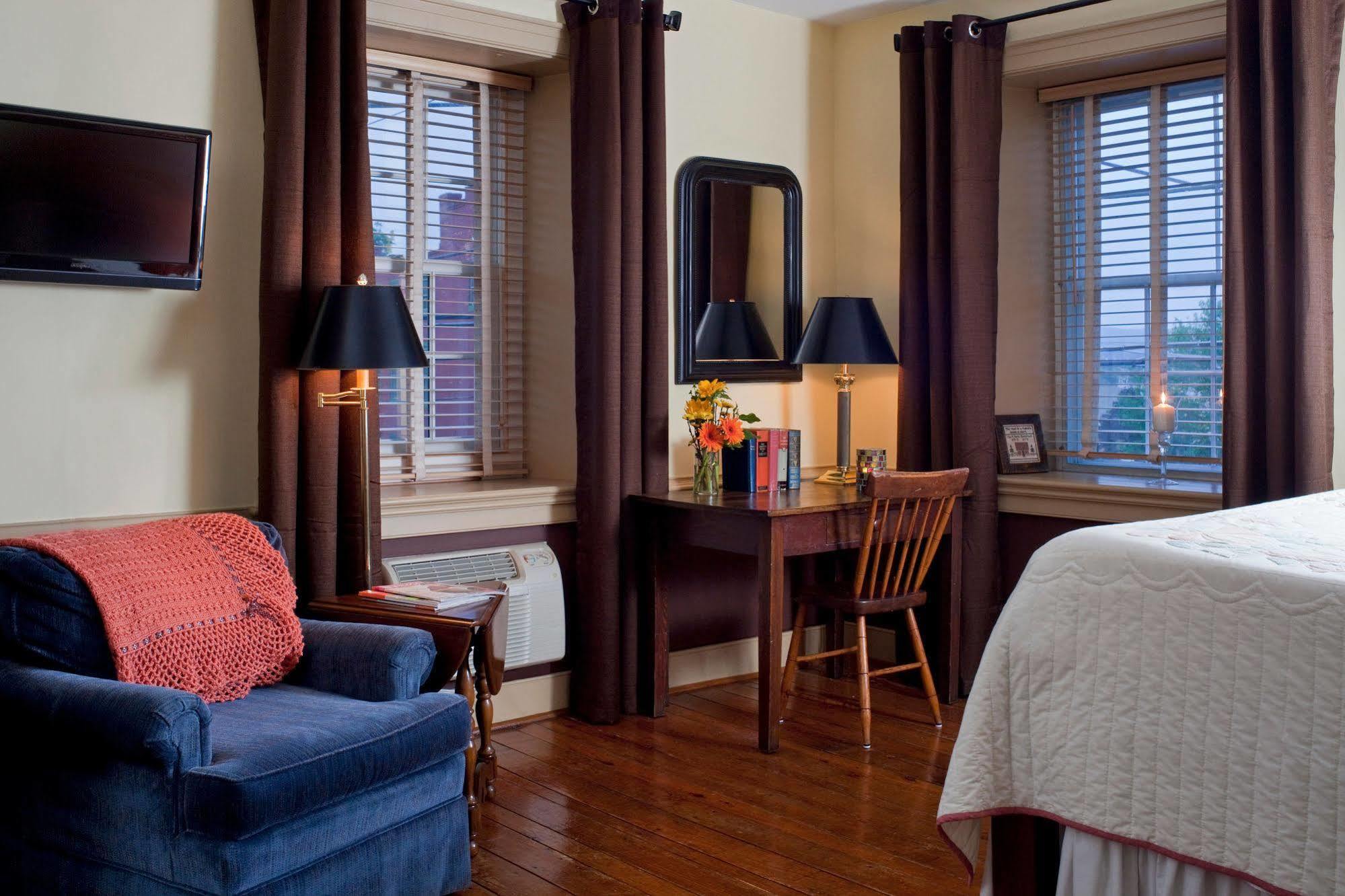 Historic Smithton Bed and breakfast