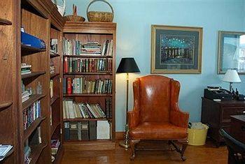 Historic Smithton 3*