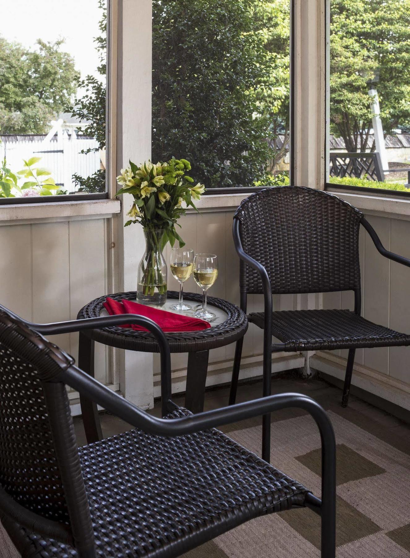 Historic Smithton 3*